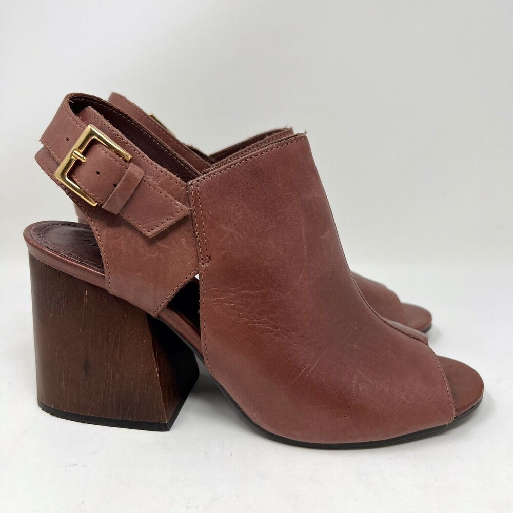 Chocolat Blu Tan Leather Block Heel Sandals - Picture 3 of 13